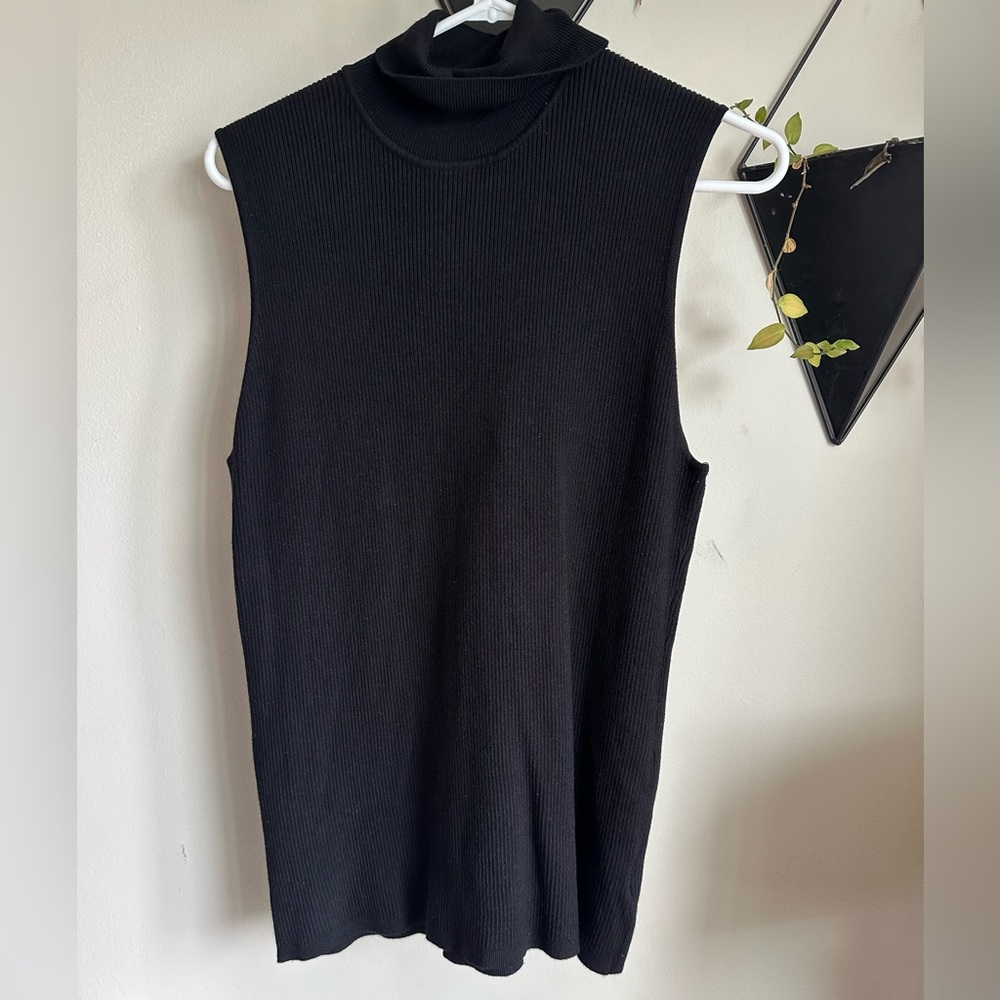 Jones New York Sleeveless Turtleneck Sweater